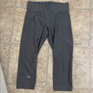 Under Armour Capri work out pants